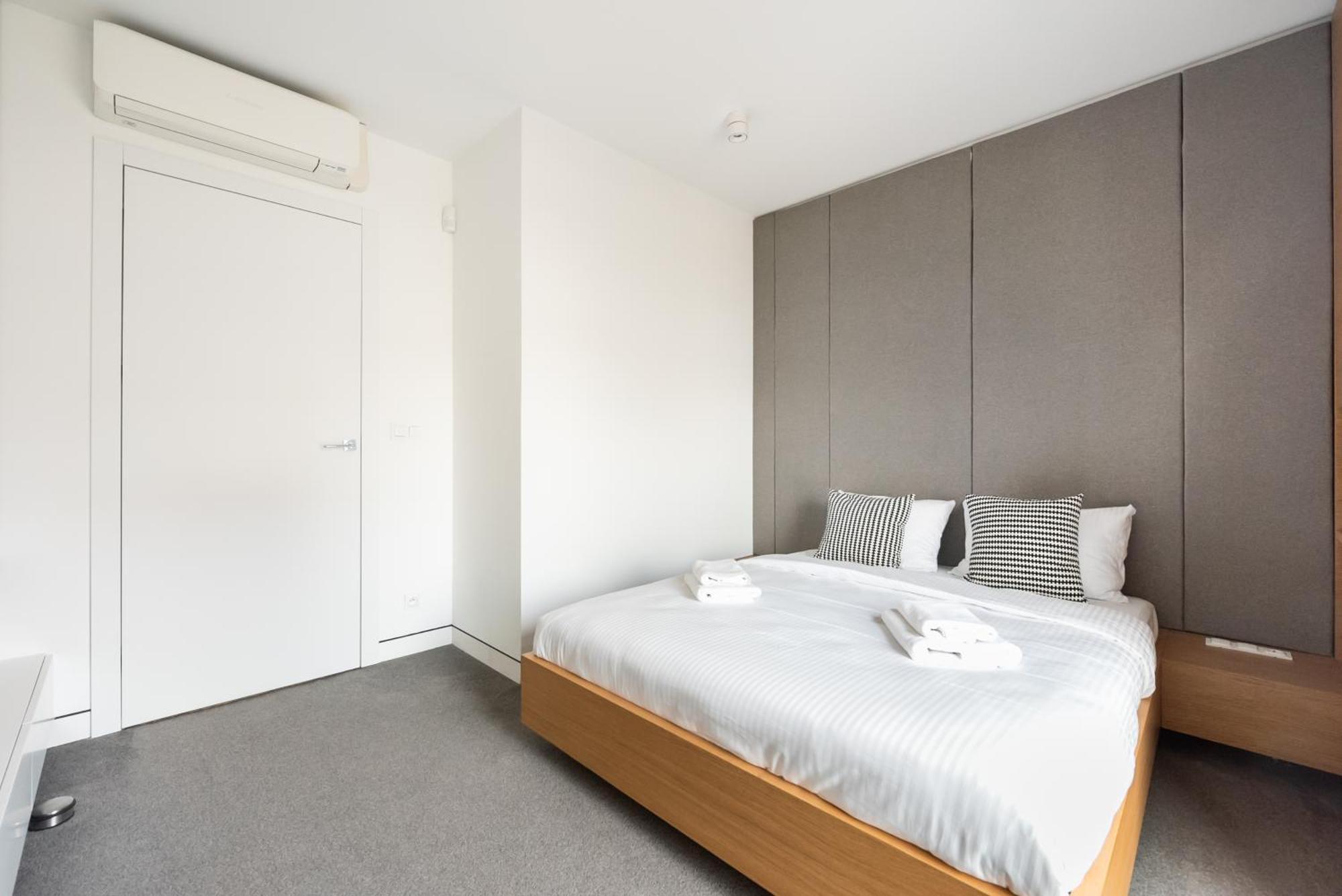 Solec Cristal Home Apartment Warsaw Ngoại thất bức ảnh